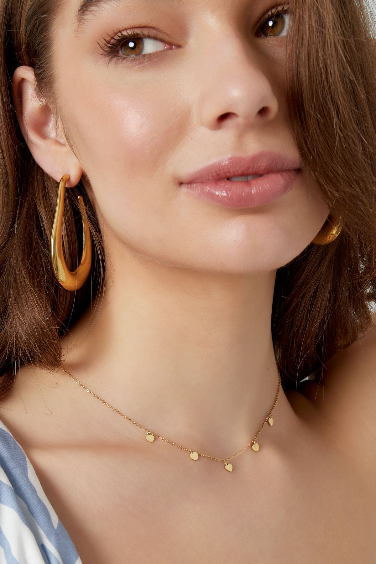 Simpele Ketting Met Hartjes Hangers