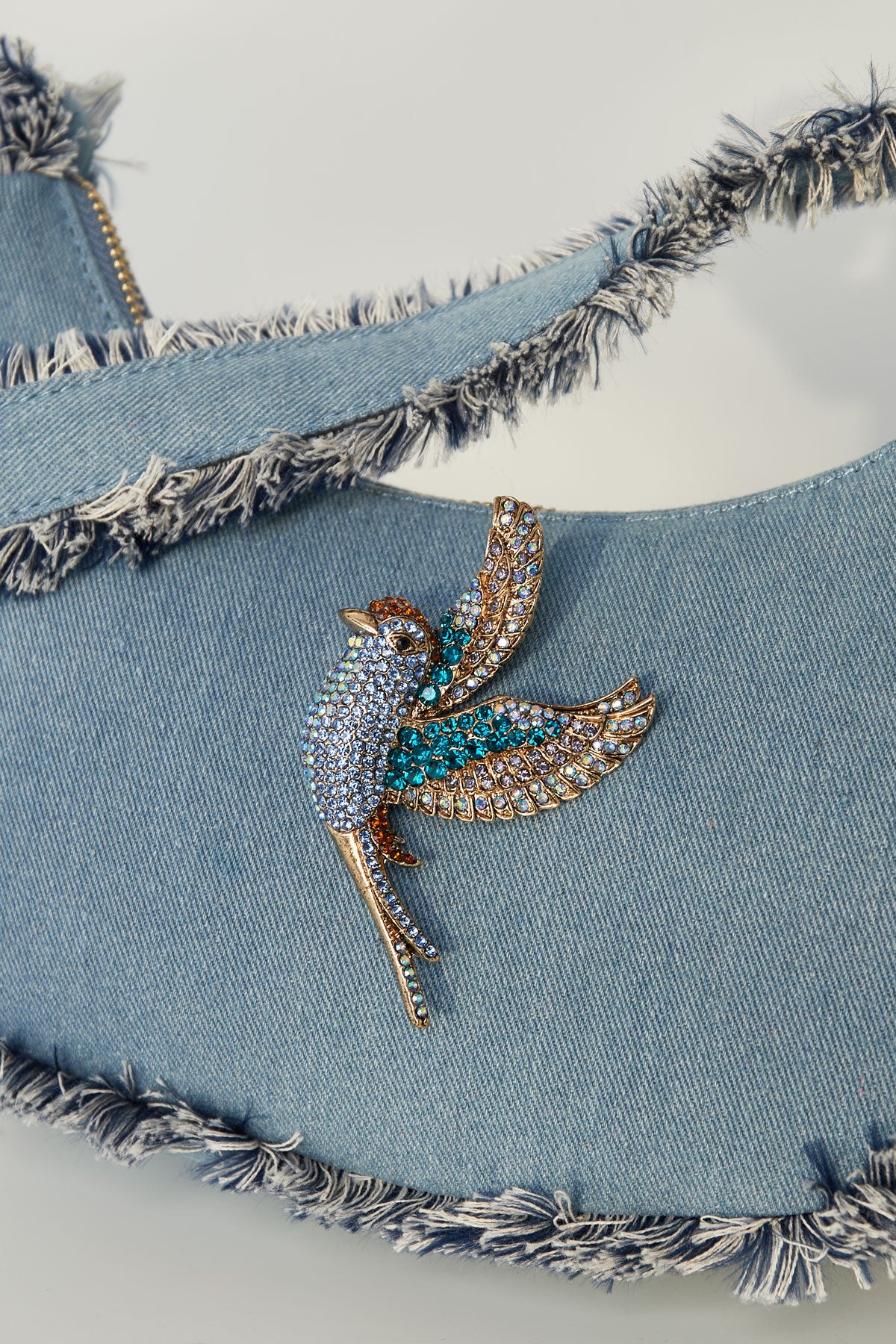 Colorful Wings Broche
