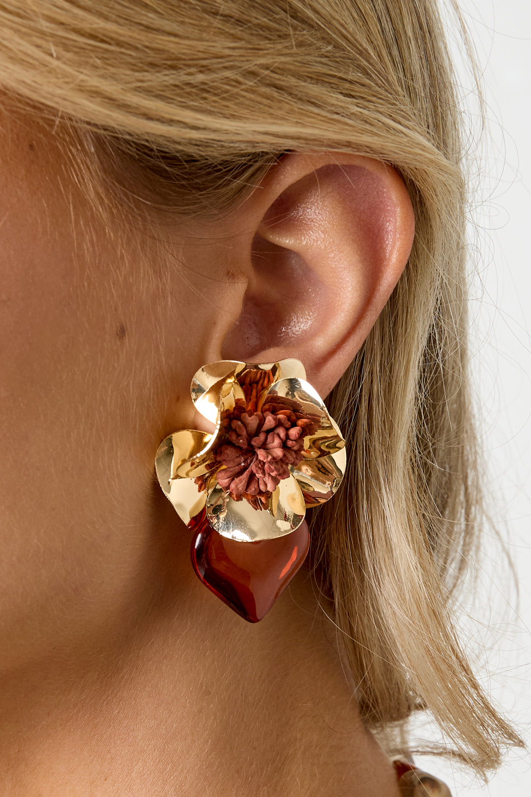 Elegante Bloemhart Oorbellen