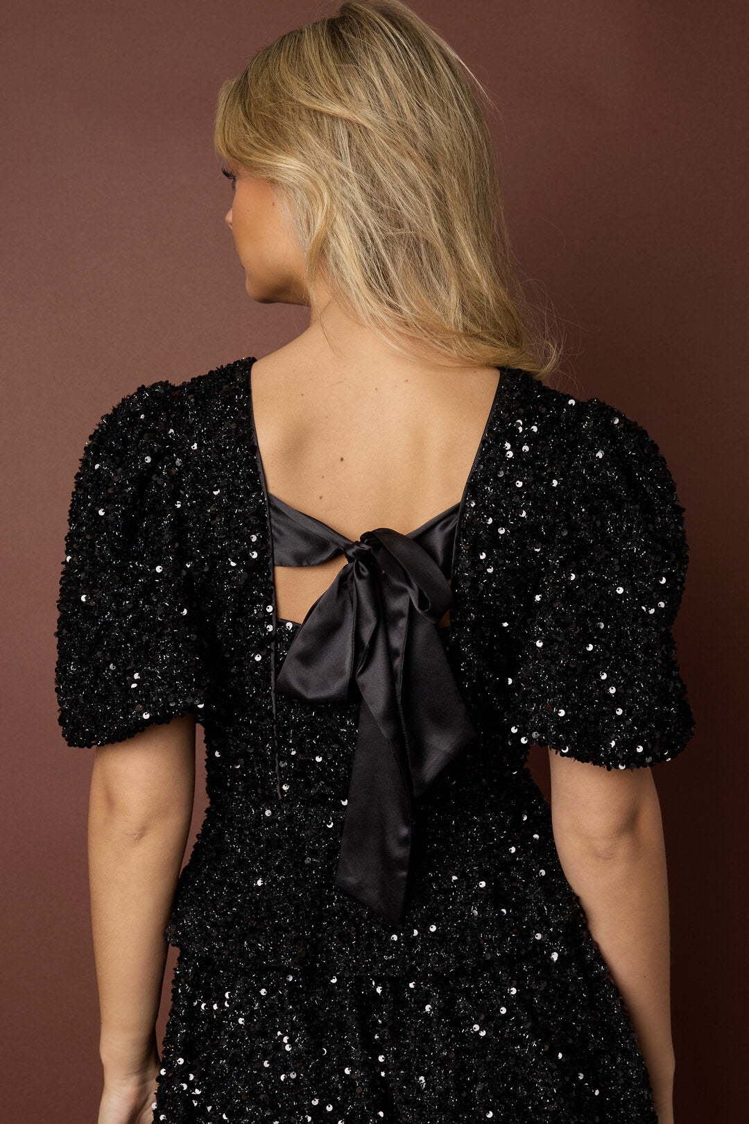 Elegante sequin weven top