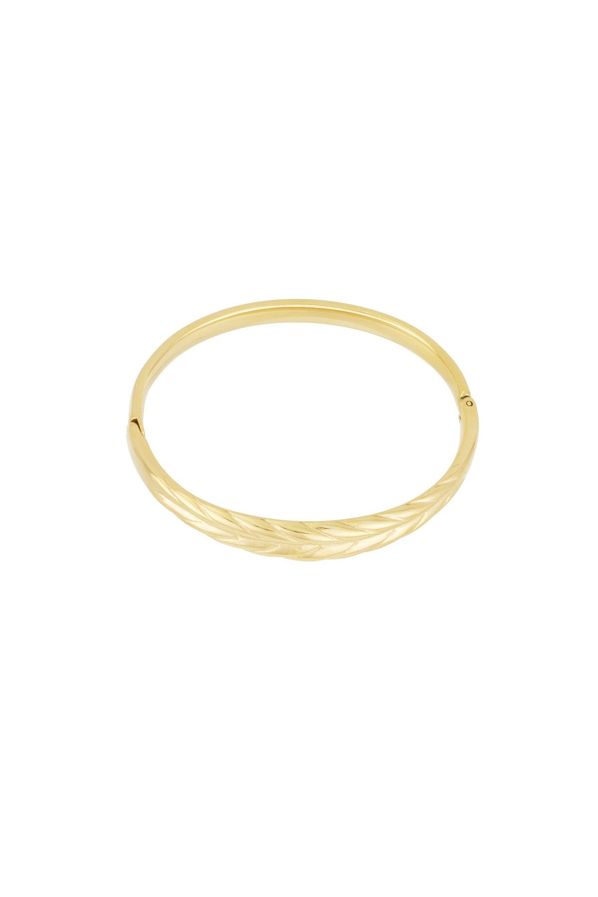Subtle Relief Armband