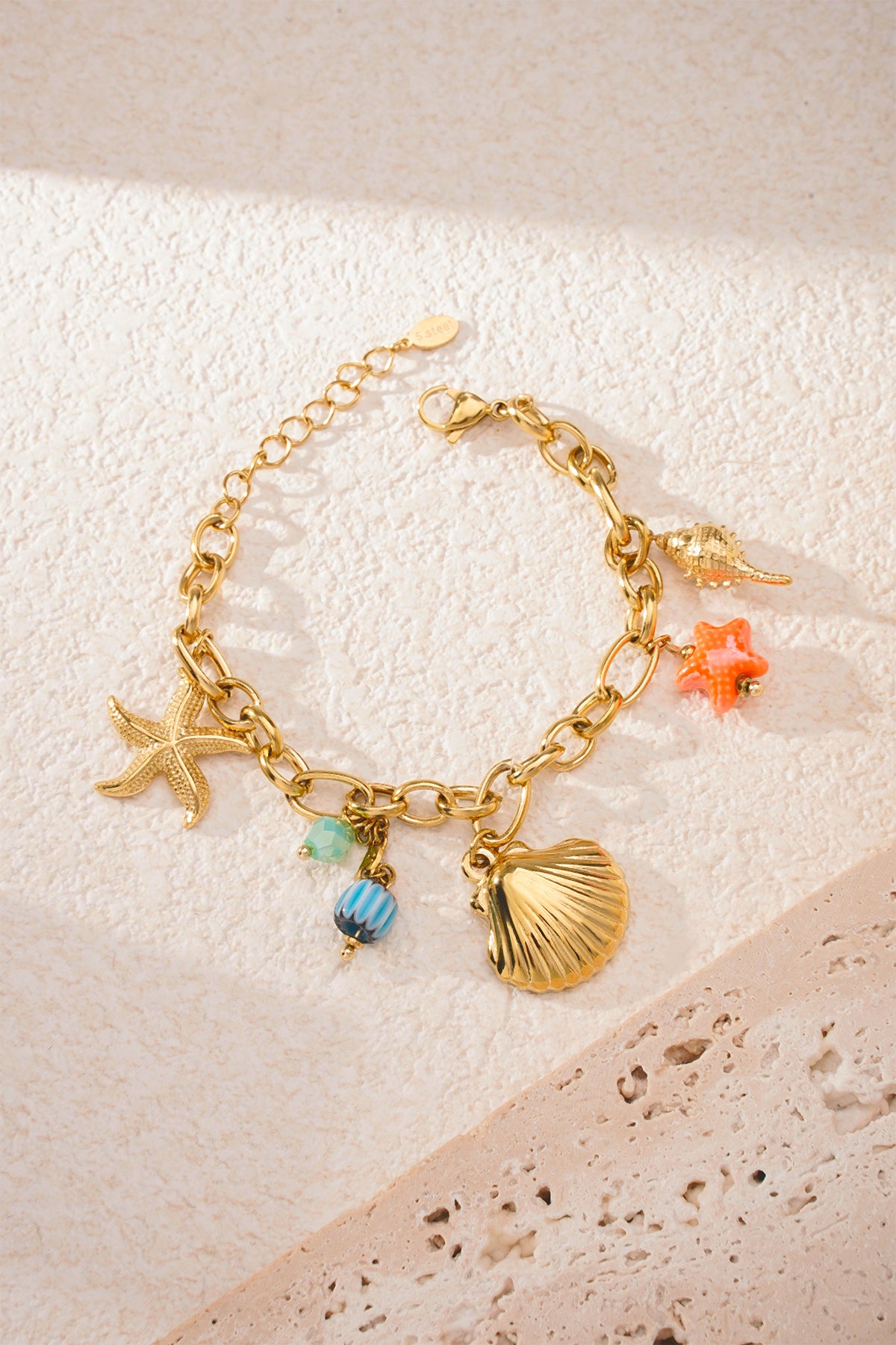 Armband Party At Sea