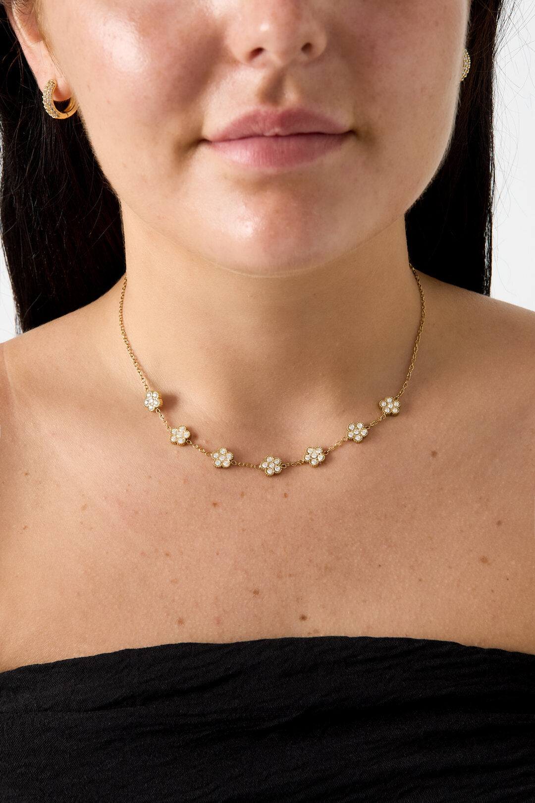 Elegante Ketting Met Bloemvormige Zirkoonhanger 