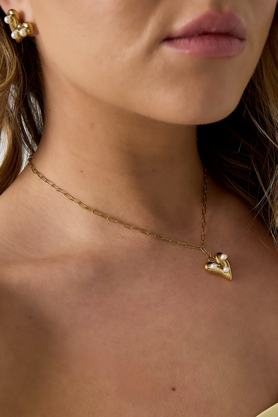 Ketting Met Hangend Hart Met Parels