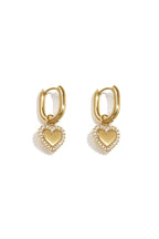 Squoval Oorbellen Met Harten Charms Met Belegde Randen