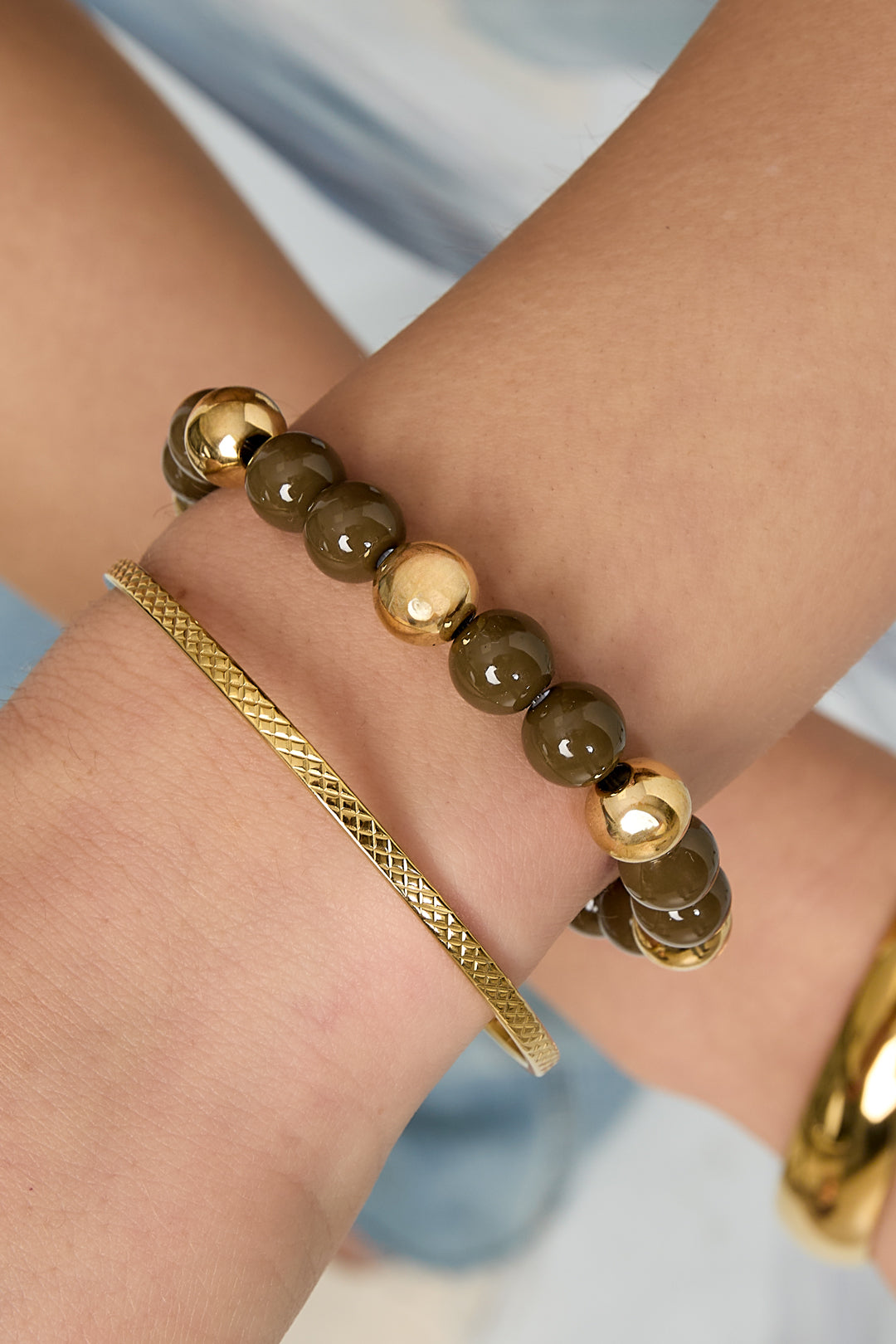 Chique armbanden met acrylkralen
