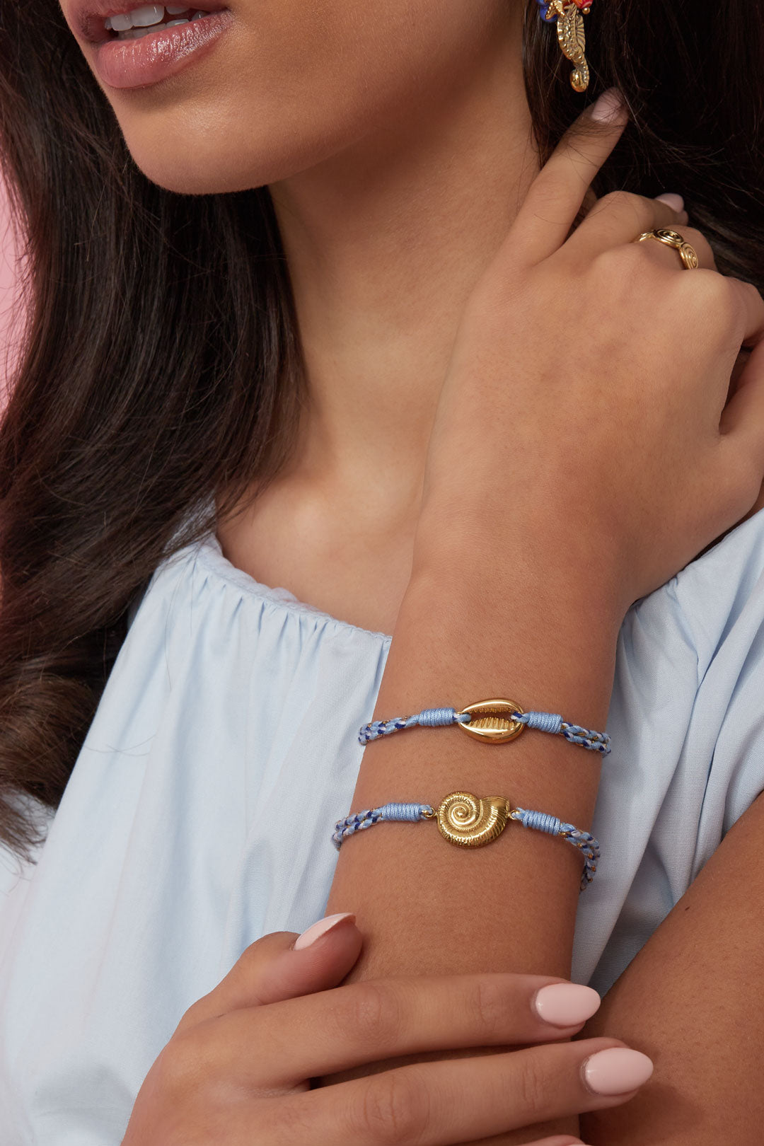 Armbanden Met Touwbedeltjes Bloemenmotief