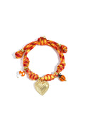 Armbanden Met Touwbedeltjes In De Vorm Van Een Hartje