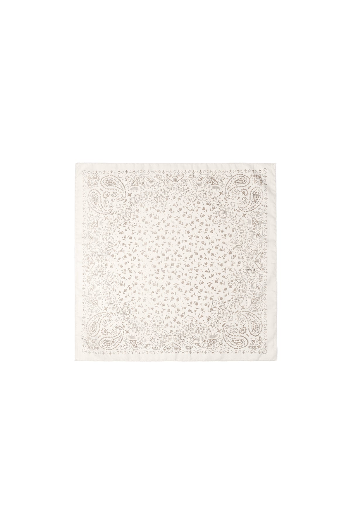 Elegante Abrikooskleurige Zomersjaal Met Bloemmotief In Paisley-Stijl
