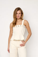 Opvallende Denim Top Met Oogjes