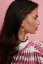Ovale Oorbellen Met Zon En Kralen Charms