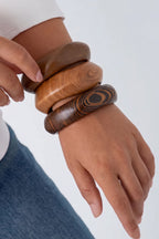 Houten Armbanden Met Onregelmatige Vorm