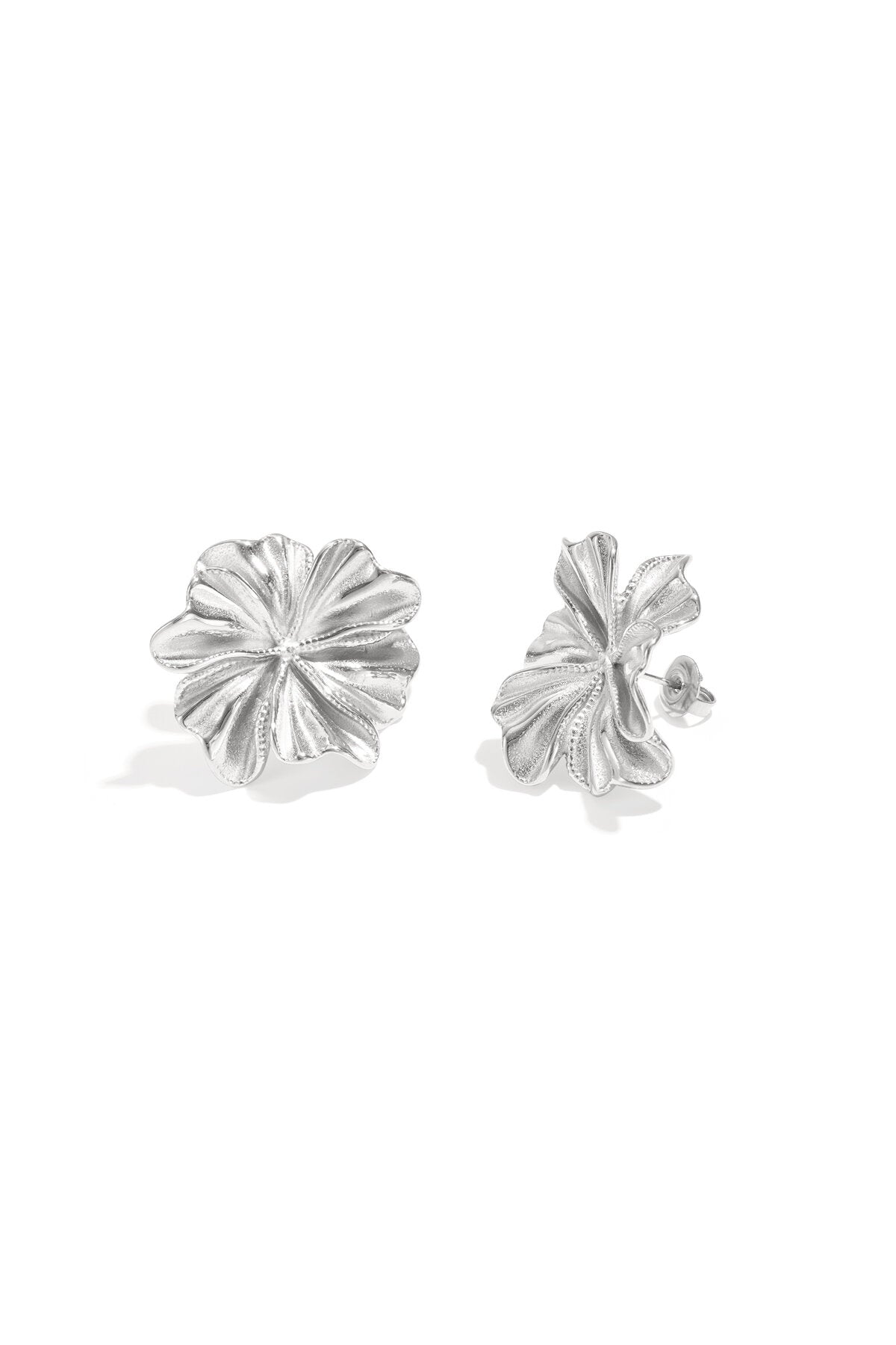 Elegante bloemvormige oorknopjes