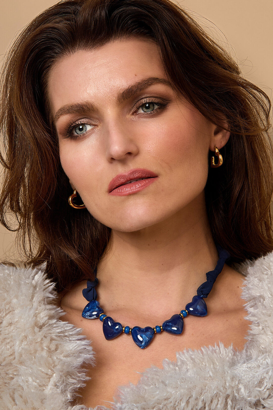 Elegante, Gevlochten Ketting Met Hartjes