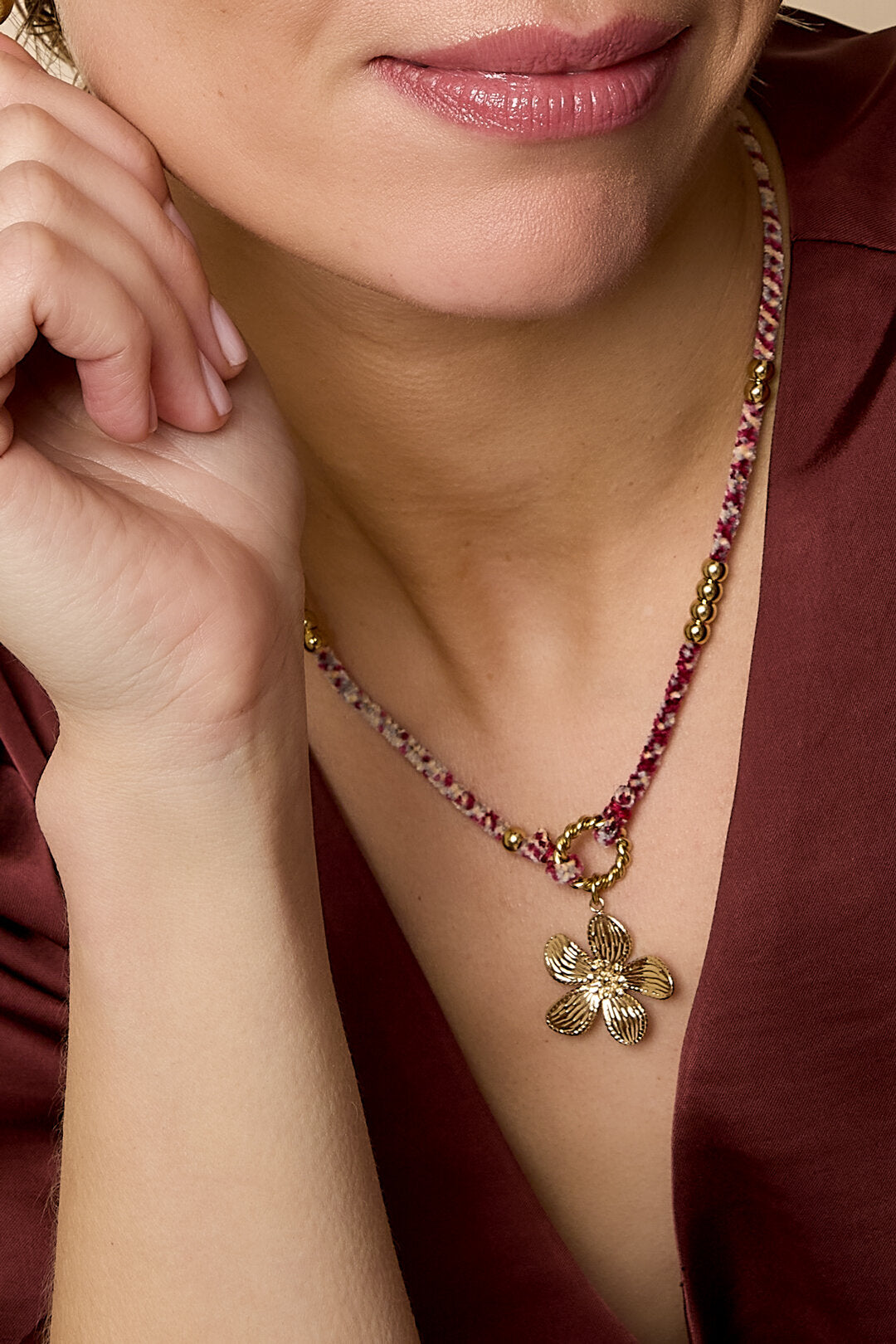 Elegante Ketting Met Bloemhanger